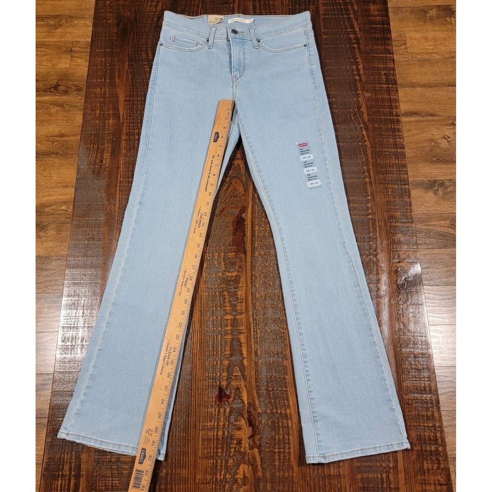 Levi's Women's 315 Shaping‎ Bootcut Jeans Size 6 (28x32) Blue Denim Stretch NWT
